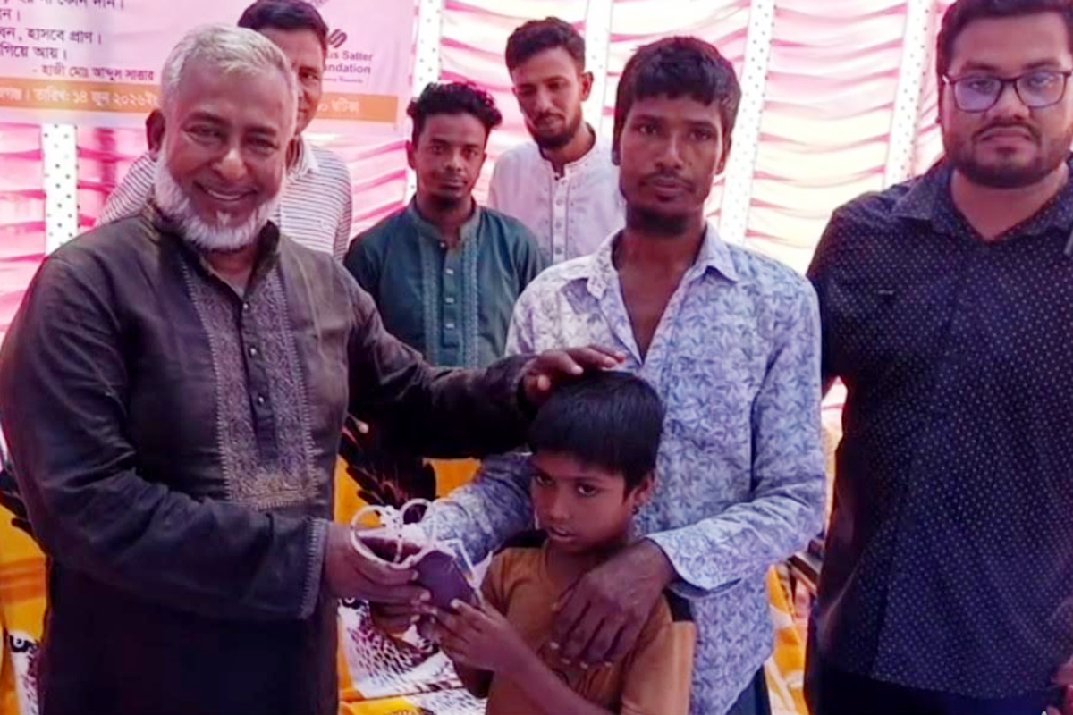 সিরাজগঞ্জে ‘হৃদয় রক্ত’—এর স্বেচ্ছায় রক্তদান কর্মসূচি অনুষ্ঠিত