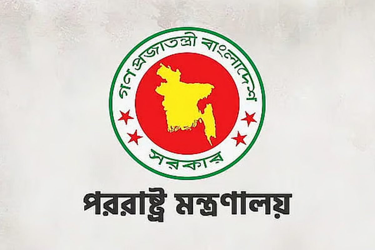 দিল্লি বিমানবন্দরে তথ্য উপদেষ্টা জাহেদের ঘটনা নিয়ে ভারতের ব্যাখ্যা ‘অসন্তোষজনক’