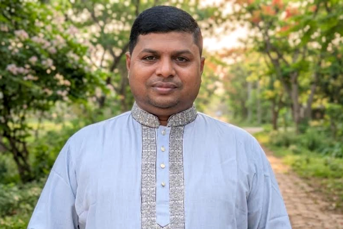 হাতিয়ায় নারীসহ আপত্তিকর অবস্থায় যুবদল নেতা আটক