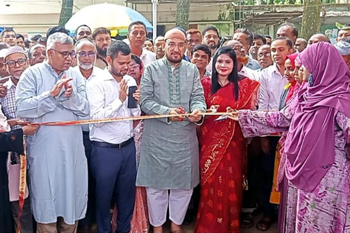 দিনাজপুরের বিরলে ৩ দিনব্যাপী ক্লাইমেট স্মার্ট কৃষি প্রযুক্তি মেলার উদ্বোধন