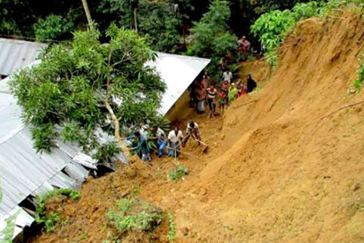 রাঙামাটিতে ১৯০ মিলিমিটারের অতিভারী বর্ষণ: পাহাড়ধসের শঙ্কায় ২০৪ আশ্রয়কেন্দ্র চালু
