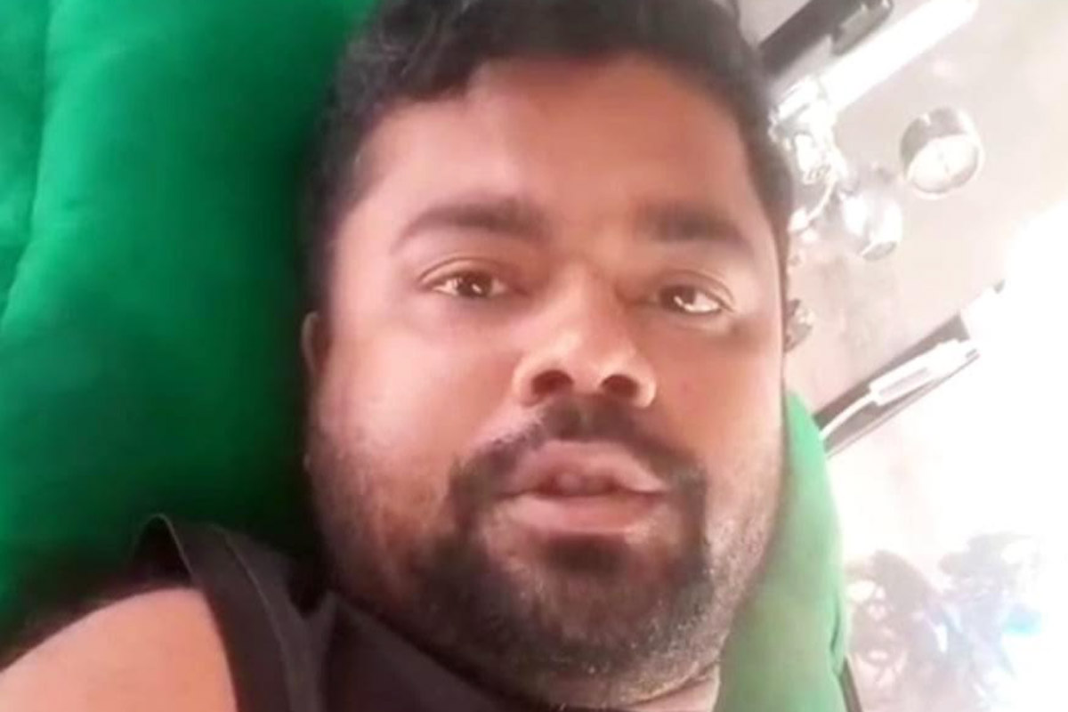 ভাতিজার পুরুষাঙ্গ কেটে চাচি উধাও