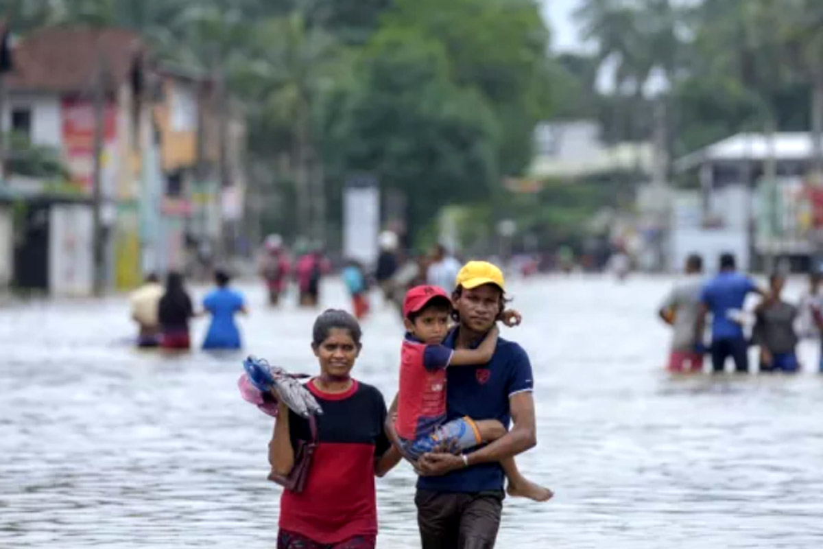 পাহাড় ধসে লণ্ডভণ্ড মধ্য শ্রীলঙ্কা: ৭ প্রাণহানি, বন্ধ ঘোষণা শিক্ষাপ্রতিষ্ঠান