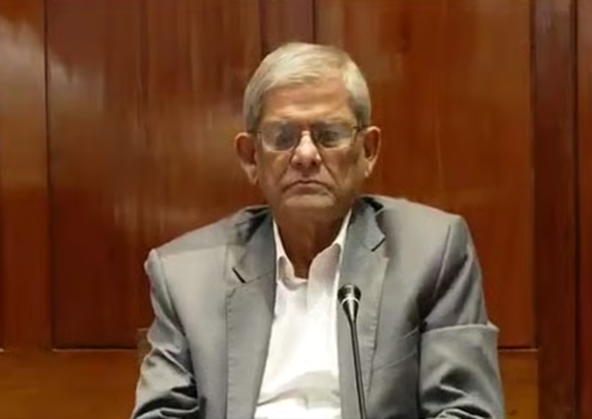 বিএনপির সংসদীয় দলের বৈঠকে বিদায়ী বক্তব্যে কাঁদলেন মির্জা ফখরুল