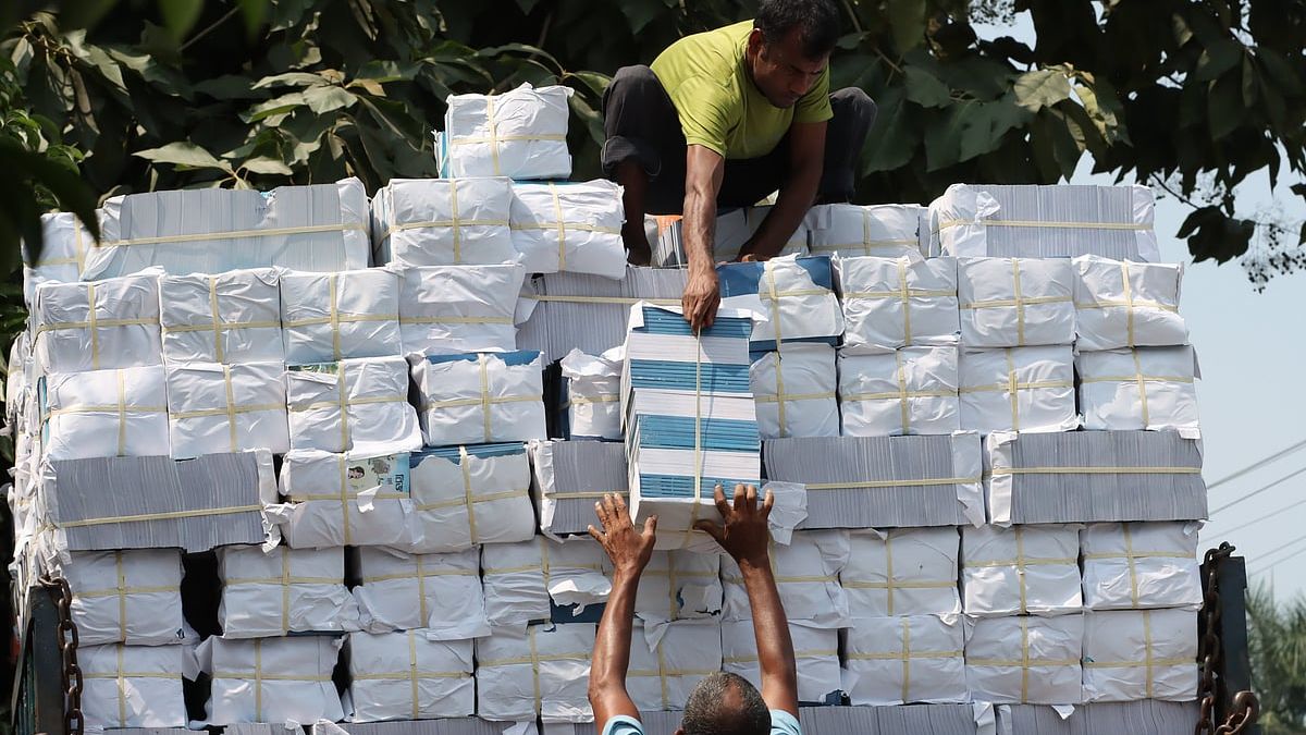 পাঠ্যবইয়ে স্বাধীনতা ঘোষণার বর্ণনা বদলাবে, এবার যেভাবে থাকছে