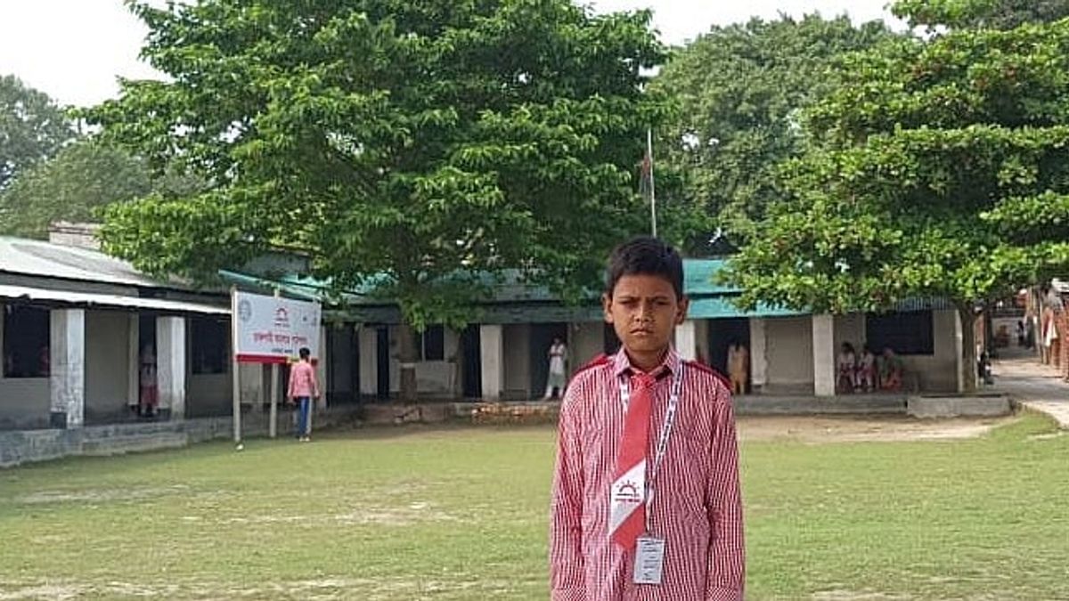রাজশাহী আলোর পাঠশালার শিক্ষার্থী শাকিব তড়িৎ প্রকৌশলী হতে চায়