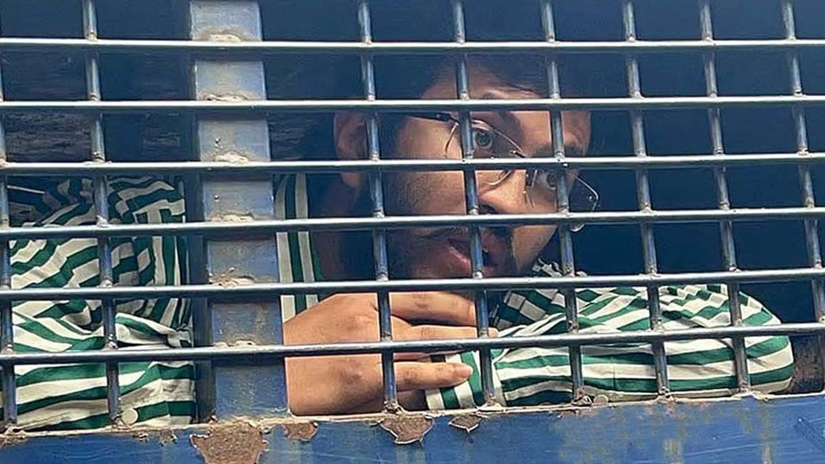 দুর্নীতি মামলায় আবেদপুত্র সিয়ামের ৪ বছরের কারাদণ্ড