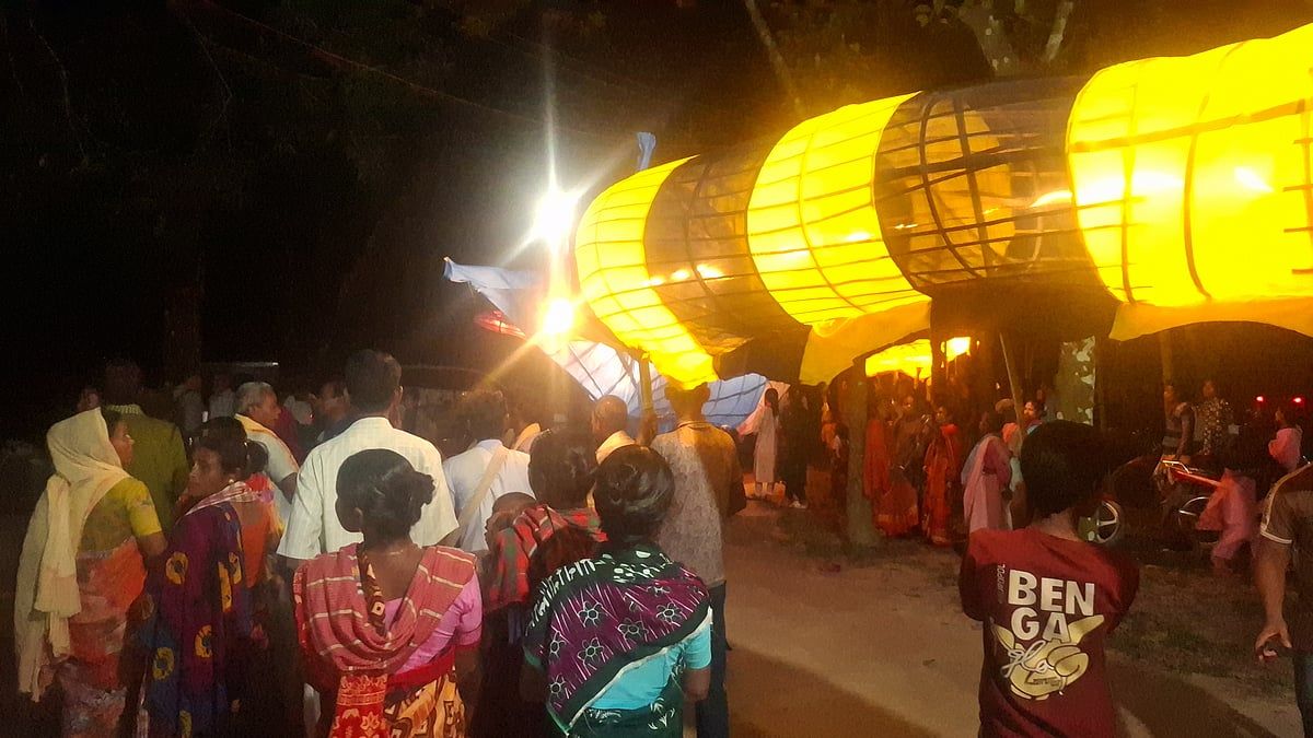 শাঁখামুটি, গন্ধগোকুলের বিশাল অবয়ব দর্শনার্থীদের কী মনে করিয়ে দিচ্ছে