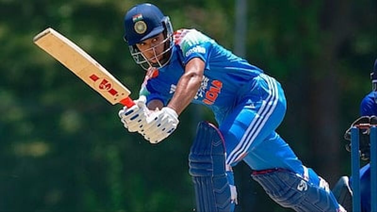 ৪১ বলে ৮৫ রানের পর ১০০ বলে ১৫১, চমক দেখাচ্ছেন রাহুল দ্রাবিড়ের ছেলে