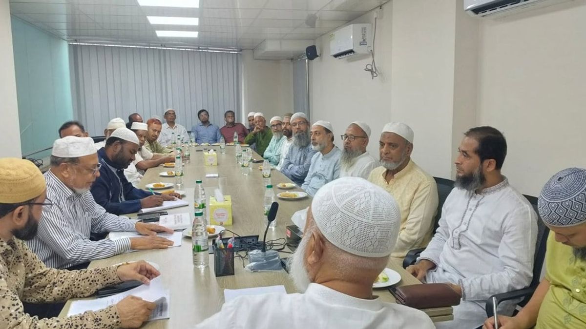 মিরপুরে বিভিন্ন শ্রেণি-পেশার মানুষের সঙ্গে বিরোধীদলীয় নেতার মতবিনিময়