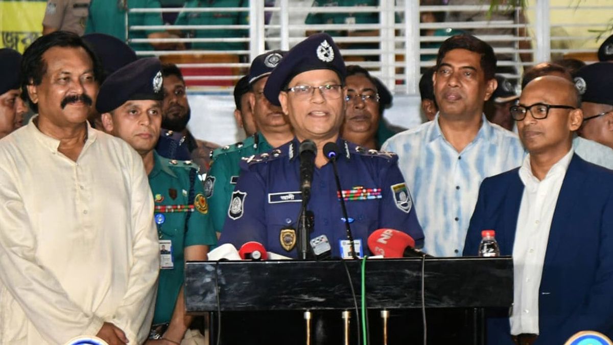 সারাদেশে শান্তিপূর্ণভাবে দুর্গাপূজা উদযাপিত হচ্ছে: আইজিপি
