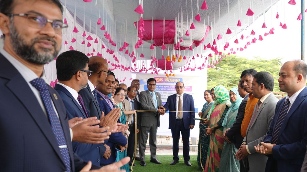 সোনালী ব্যাংক স্টাফ কলেজে ১১৫ কেডব্লিউপি ক্ষমতার সোলার সিস্টেম উদ্বোধন