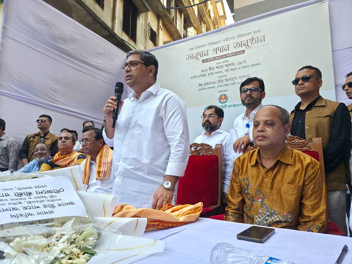 তেলেগু ও কানপুরী সম্প্রদায়ের যোগ্যদের চাকরি দেওয়ার ঘোষণা স্থানীয় সরকার প্রতিমন্ত্রীর