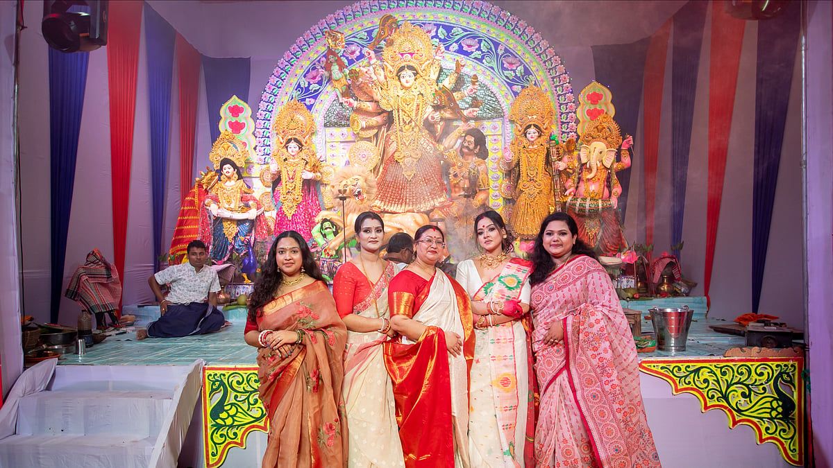 ঘোষবাড়ির পূজা দেখতে ঢাকা থেকে বিক্রমপুরে