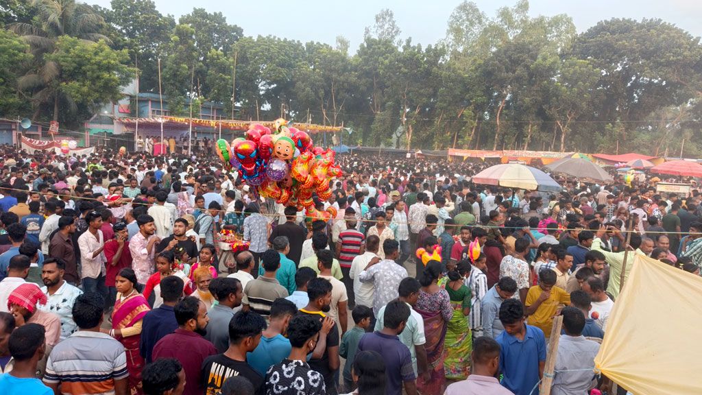 ঐতিহ্যবাহী জীবনসঙ্গী খোঁজার ‘বউ মেলা’ এখন শুধু নামেই