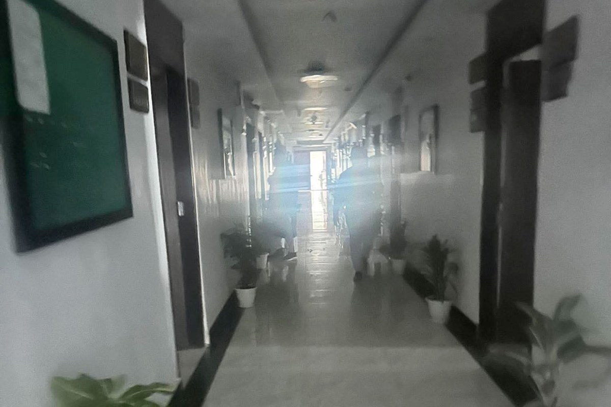 গ্রিড বিপর্যয়, বিদ্যুৎ বিভ্রাটে সচিবালয়সহ ঢাকা ও চট্টগ্রামের অনেক এলাকা