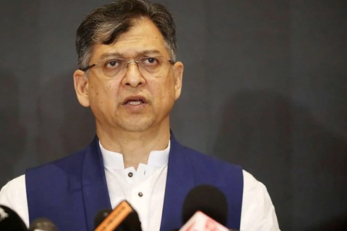 ‘ক্রসফায়ারে’ জিরো টলারেন্স, আইজিপির বক্তব্য ঠিক হয়নি: স্বরাষ্ট্রমন্ত্রী