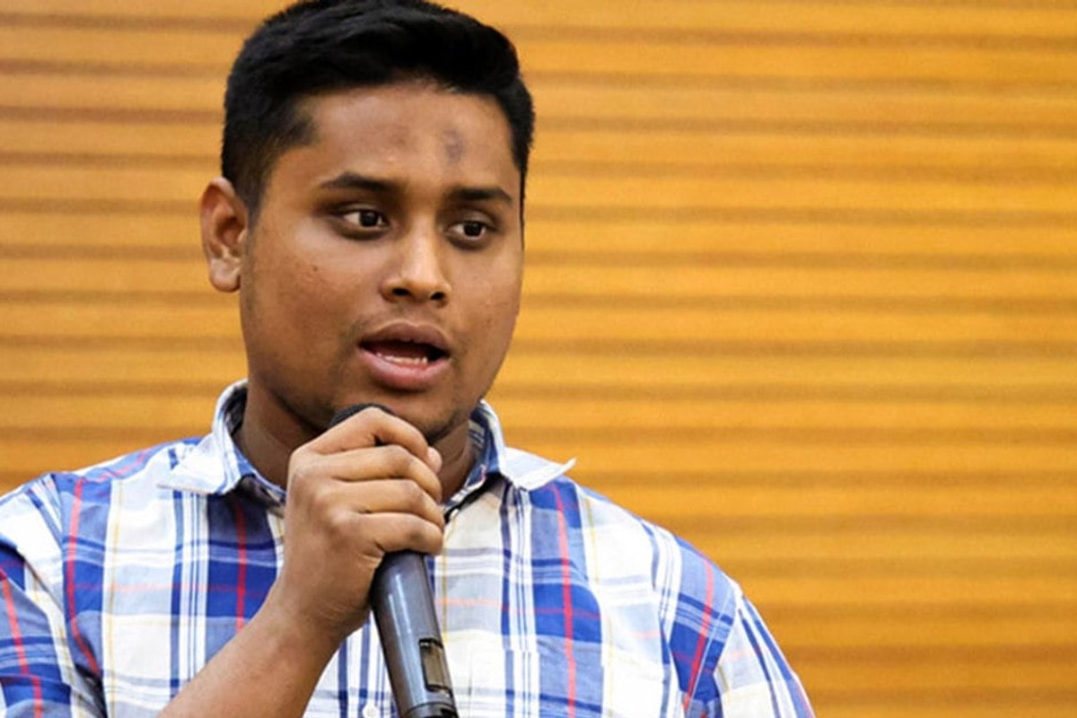 জনগণের বিরুদ্ধে দাঁড়িয়ে কারো অবৈধ সাম্রাজ্য টিকানোর দায়িত্ব পুলিশের নয়: হাসনাত আবদুল্লাহ
