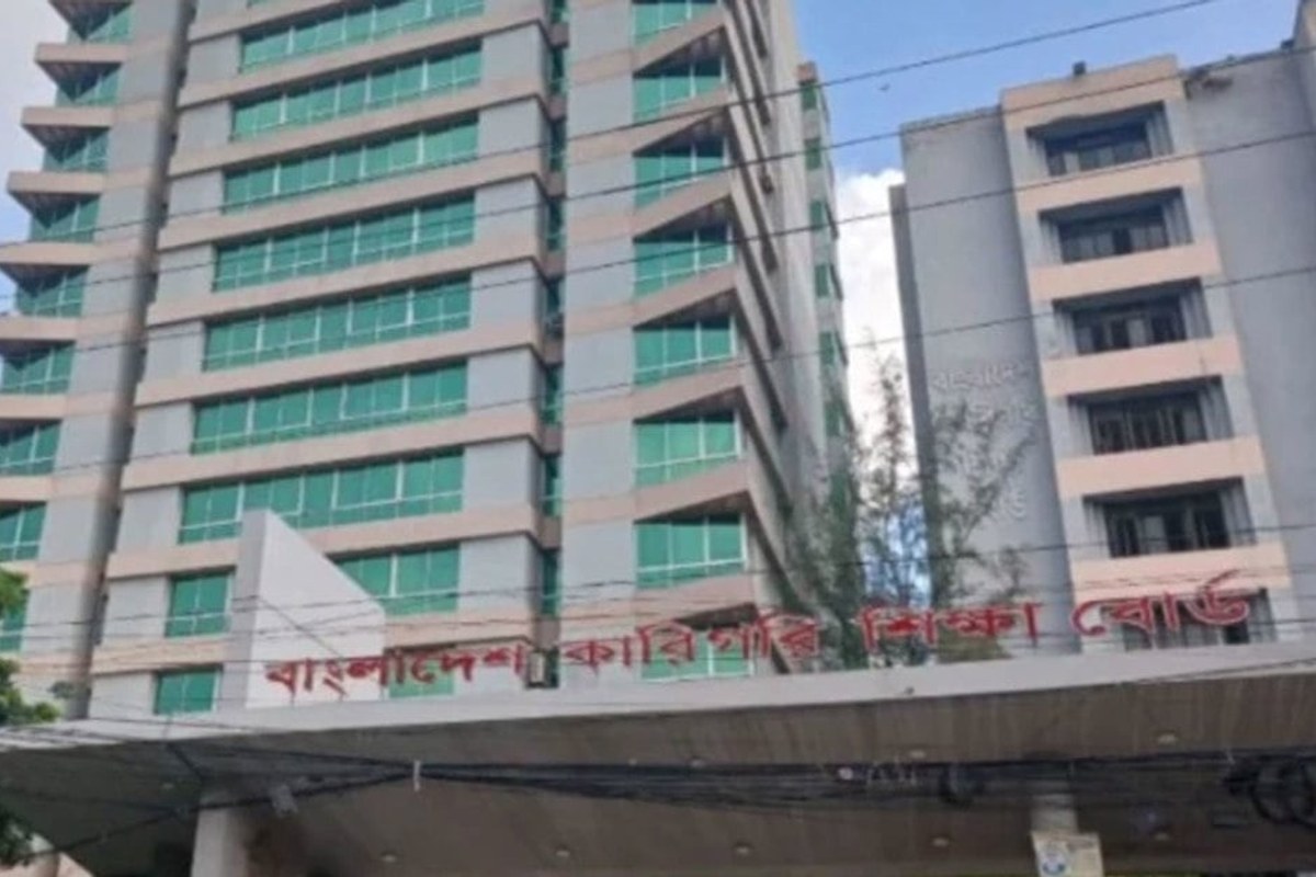 যে কারণে ২৫টি টেকনিক্যাল স্কুল ও কলেজের দ্বিতীয় শিফট স্থগিত করল সরকার