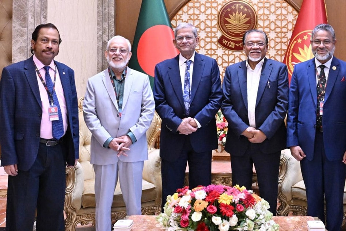 দক্ষ জনশক্তি গড়তে কর্মমুখী শিক্ষায় গুরুত্ব দিতে বললেন রাষ্ট্রপতি