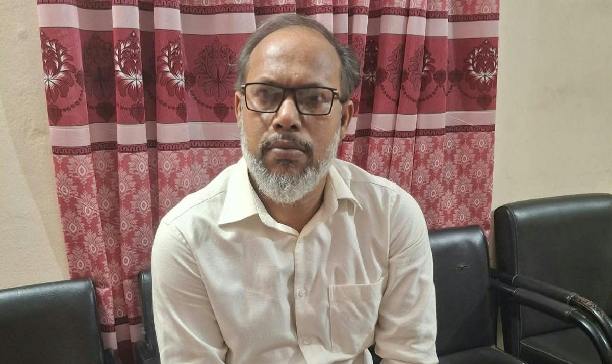 হত্যায় জড়িত থাকার অভিযোগে এমপির ছেলে দল থেকে বহিষ্কার