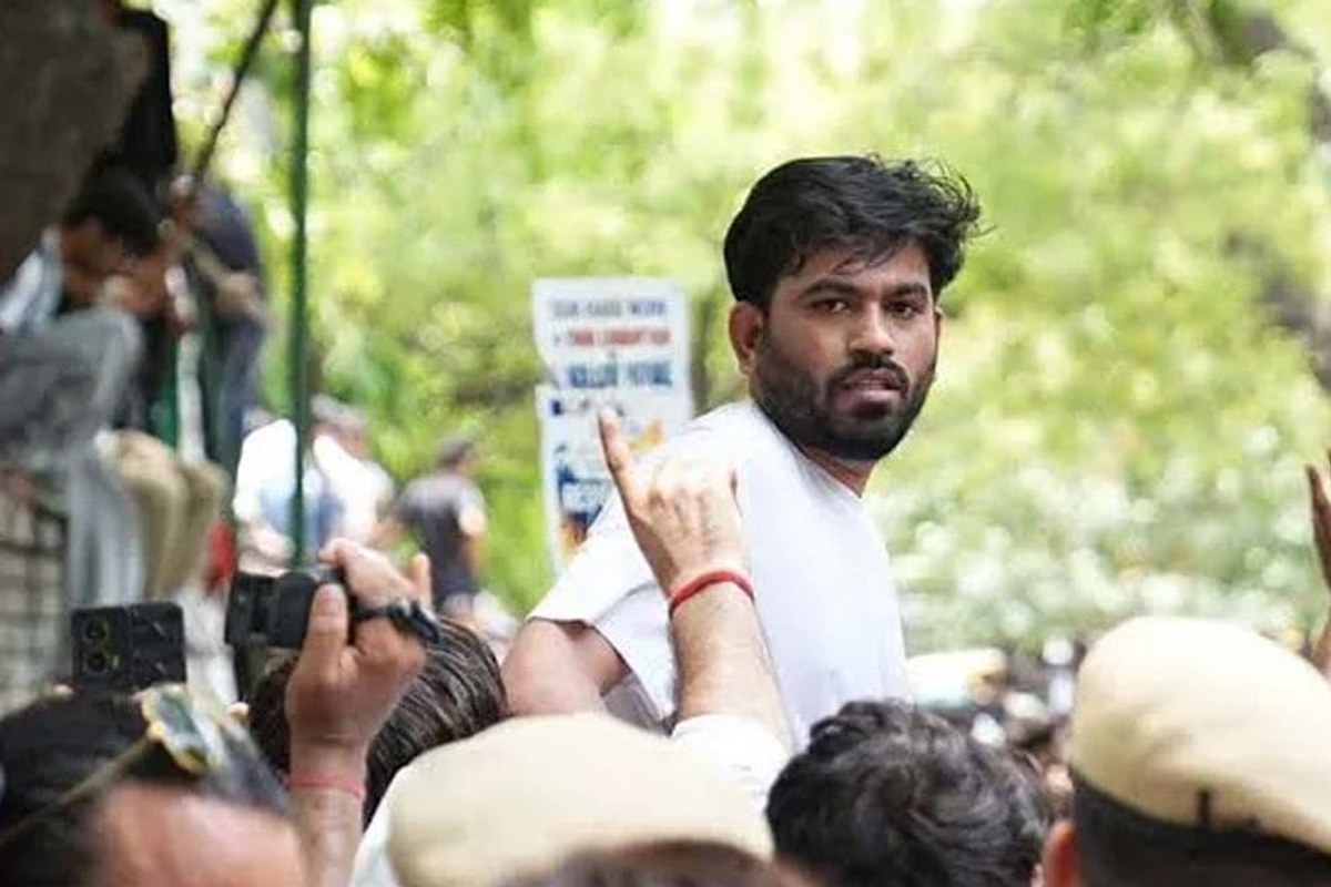 নভেম্বরে ইন্ডিয়া জোটের সমাবেশ, সমর্থন জানাল ককরোচ পার্টি