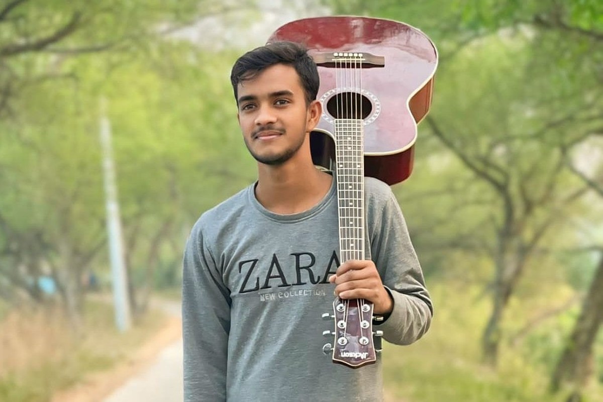 হোগলাবুনিয়া থেকে উত্তর আমেরিকার তাসভির...