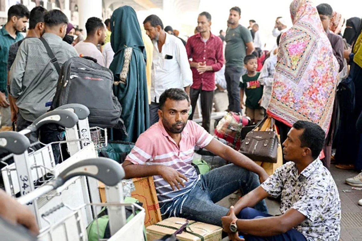 সৌদিতে ফ্লাইট চলাচলে সীমাবদ্ধতা, ভোগান্তিতে ২২ হাজারের বেশি যাত্রী