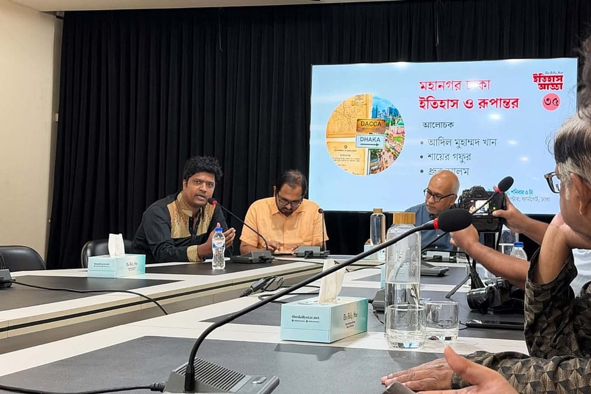 জমির বাণিজ্যিকীকরণে বাসযোগ্যতা হারাচ্ছে ঢাকা