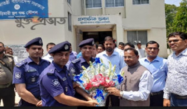 ভারতীয় অ্যাসিস্ট্যান্ট হাইকমিশনার মি. মনোজ কুমার এর বুড়িমারী স্থলবন্দর পরিদর্শন