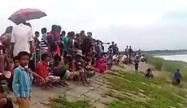 নৌকা ডুবে প্রাণ গেলো ১ জন, নিখোঁজ -৩