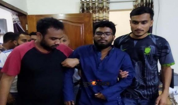 যবিপ্রবি শিক্ষার্থীকে হলে আটকে রেখে মারধর ও ১০ লক্ষ টাকা চাঁদা দাবি 