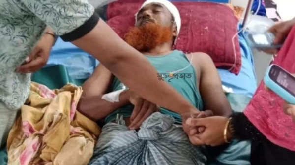 কক্সবাজারে গাছ কাটতে বাধা দেওয়ায় মারধর: আহত বৃদ্ধের মৃত্যু