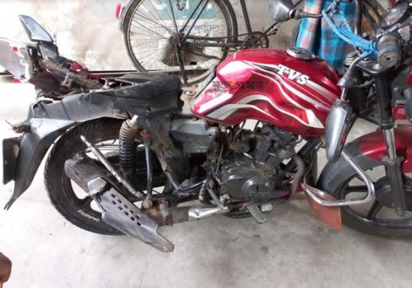 উপজেলা চেয়ারম্যানের গাড়ি চাপায় প্রাণ গেল আরোহীর