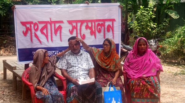 প্রভাবশালী প্রতিপক্ষের চাপে মাথা গোঁজার ঠাঁই পাচ্ছে না প্রতিবন্ধি পরিবার