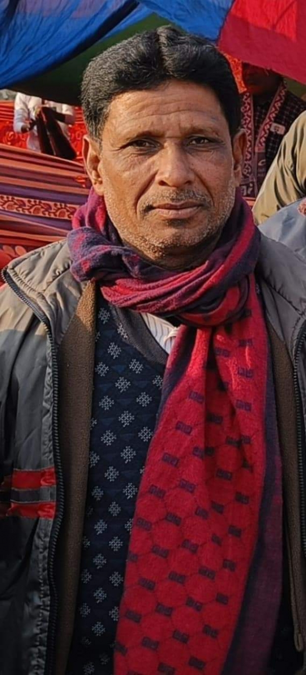 চাঁপাইনবাবগঞ্জ শিবগঞ্জে ইউপি সদস্যকে কুপিয়ে হত্যা