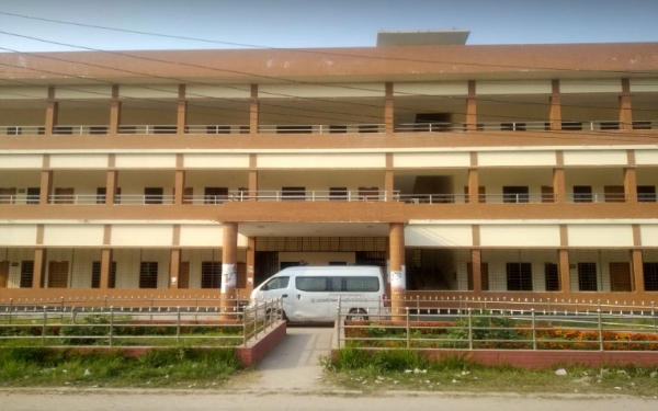 শিক্ষার্থীদের ওপর চটে গেলেন নোবিপ্রবি'র মেডিকেল অফিসার ড.ইসমাত